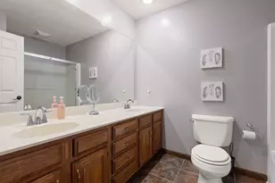 1344 W Gentry Ct, La Porte, IN 46350 - Photo 27