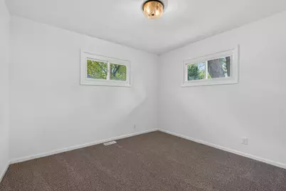 8951 O Day Drive, Highland, IN 46322 - Photo 31