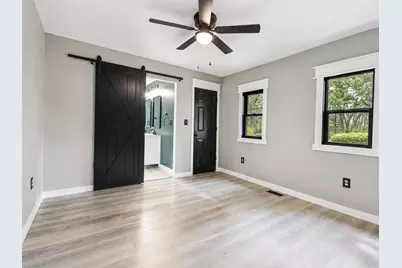 122 E 632 N, Valparaiso, IN 46383 - Photo 9