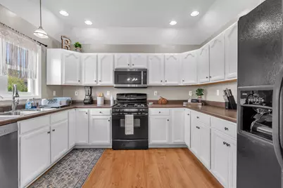 616 Slate Drive, Westville, IN 46391 - Photo 7