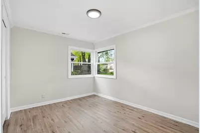30 N Delaware Street, Hobart, IN 46342 - Photo 9