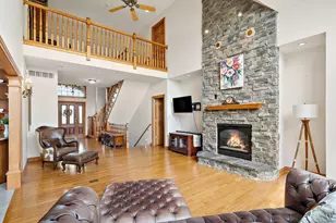 821 Mary Ellen Dr, Crown Point, IN 46307 - Photo 13