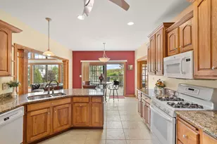 821 Mary Ellen Dr, Crown Point, IN 46307 - Photo 21