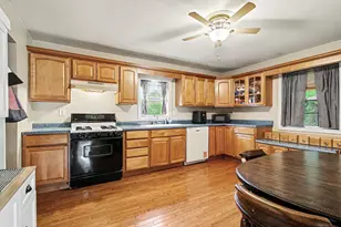 5702 Lute Rd, Portage, IN 46368 - Photo 7