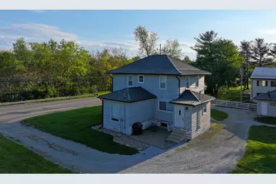 321 E 13th Street, Winamac, IN 46996 - Photo 3
