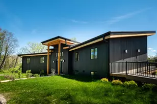 220 Robbins Rd, Valparaiso, IN 46385 - Photo 7