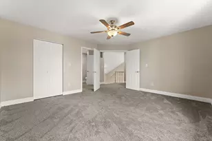 1538 Lake St, Hobart, IN 46342 - Photo 27