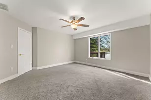 1538 Lake St, Hobart, IN 46342 - Photo 17