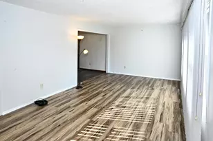 214 E Jefferson St, Westville, IN 46391 - Photo 5