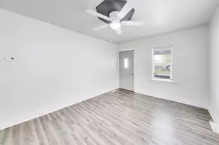 121 Faulknor St, Michigan City, IN 46360 - Photo 5