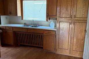 129 W Pr St, Goodland, IN 47948 - Photo 13