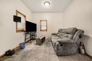 3410 Wall St, South Bend, IN 46615 - Photo 7