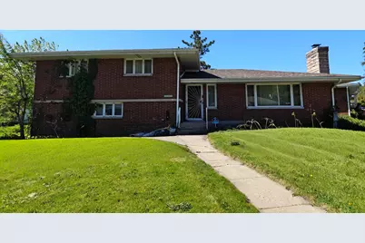 642 E 54th Place, Merrillville, IN 46410 - Photo 1