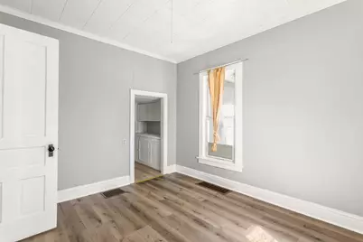 307 E Oneida Street, LaCrosse, IN 46348 - Photo 13