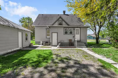 307 E Oneida Street, LaCrosse, IN 46348 - Photo 3