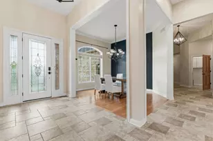 95 Scotscraig Dr, Valparaiso, IN 46385 - Photo 5