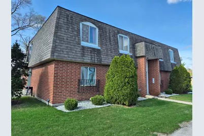 8137 Pine Island Terrace, Crown Point, IN 46307 - Photo 3