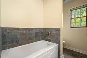 144 Westchester Ln, Valparaiso, IN 46385 - Photo 13