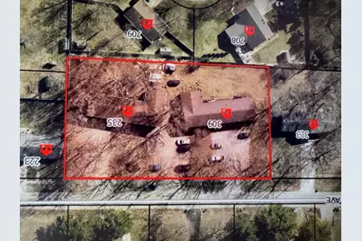 235-309 8th Avenue NW, Demotte, IN 46310 - Photo 5