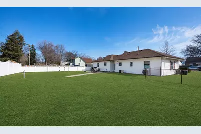3003 Wrobel Avenue, Michigan City, IN 46360 - Photo 3