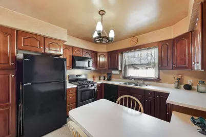 3003 Wrobel Avenue, Michigan City, IN 46360 - Photo 11