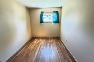 505 Albert St, Valparaiso, IN 46383 - Photo 7