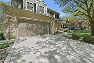 105 Andover Dr, Valparaiso, IN 46383 - Photo 3