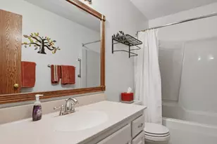 105 Andover Dr, Valparaiso, IN 46383 - Photo 21