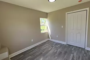 1150 Gibson Pl, Gary, IN 46403 - Photo 11