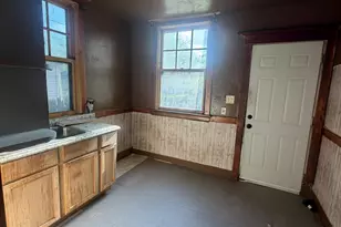 809 Pierce St, Gary, IN 46402 - Photo 9