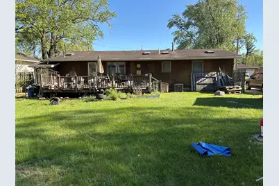 300 11th Street SW, Demotte, IN 46310 - Photo 7