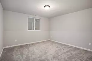 114 Bellflower Dr, Michigan City, IN 46360 - Photo 11