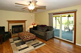 2704 Kellee Ct, Valparaiso, IN 46383 - Photo 11