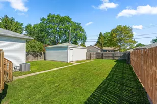 2719 Grand Blvd, Highland, IN 46322 - Photo 15