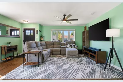 2719 Grand Boulevard, Highland, IN 46322 - Photo 5