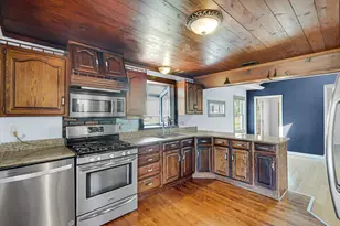 10730 Forestdale St, Saint John, IN 46373 - Photo 9