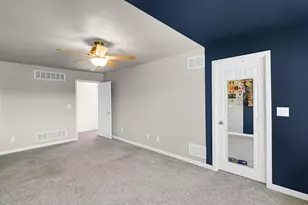 10730 Forestdale St, Saint John, IN 46373 - Photo 13