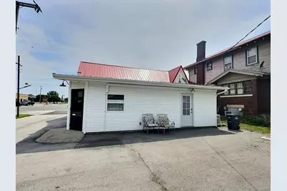 302 N 4th Street, Kentland, IN 47951 - Photo 5