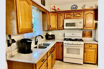 829 Tyler Avenue, Dyer, IN 46311 - Photo 9