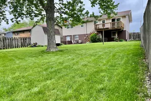 829 Tyler Ave, Dyer, IN 46311 - Photo 5