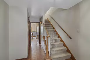 218 W 38th Ct, Griffith, IN 46319 - Photo 3