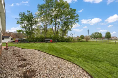 2623 W Hickory Court, La Porte, IN 46350 - Photo 25