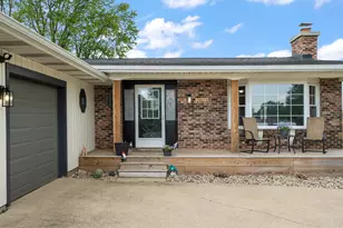 2623 W Hickory Ct, La Porte, IN 46350 - Photo 3