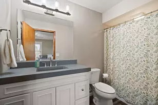 2623 W Hickory Ct, La Porte, IN 46350 - Photo 15