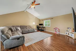 1895 Orchard Ct, Crown Point, IN 46307 - Photo 9