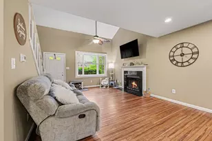 1895 Orchard Ct, Crown Point, IN 46307 - Photo 3
