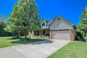 11794 N Michelle Dr, Wheatfield, IN 46392 - Photo 1