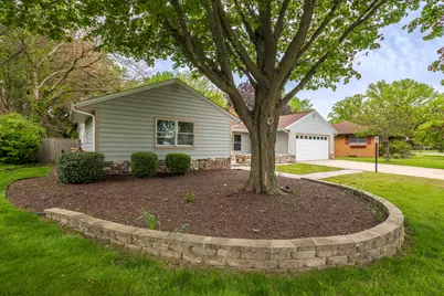 122 Boyd Circle, Michigan City, IN 46360 - Photo 3