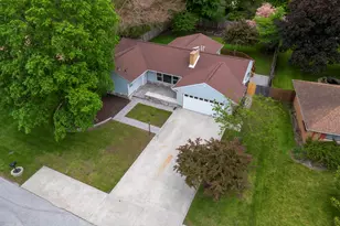 122 Boyd Cir, Michigan City, IN 46360 - Photo 5