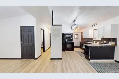 737 E 47th Avenue, Gary, IN 46409 - Photo 3